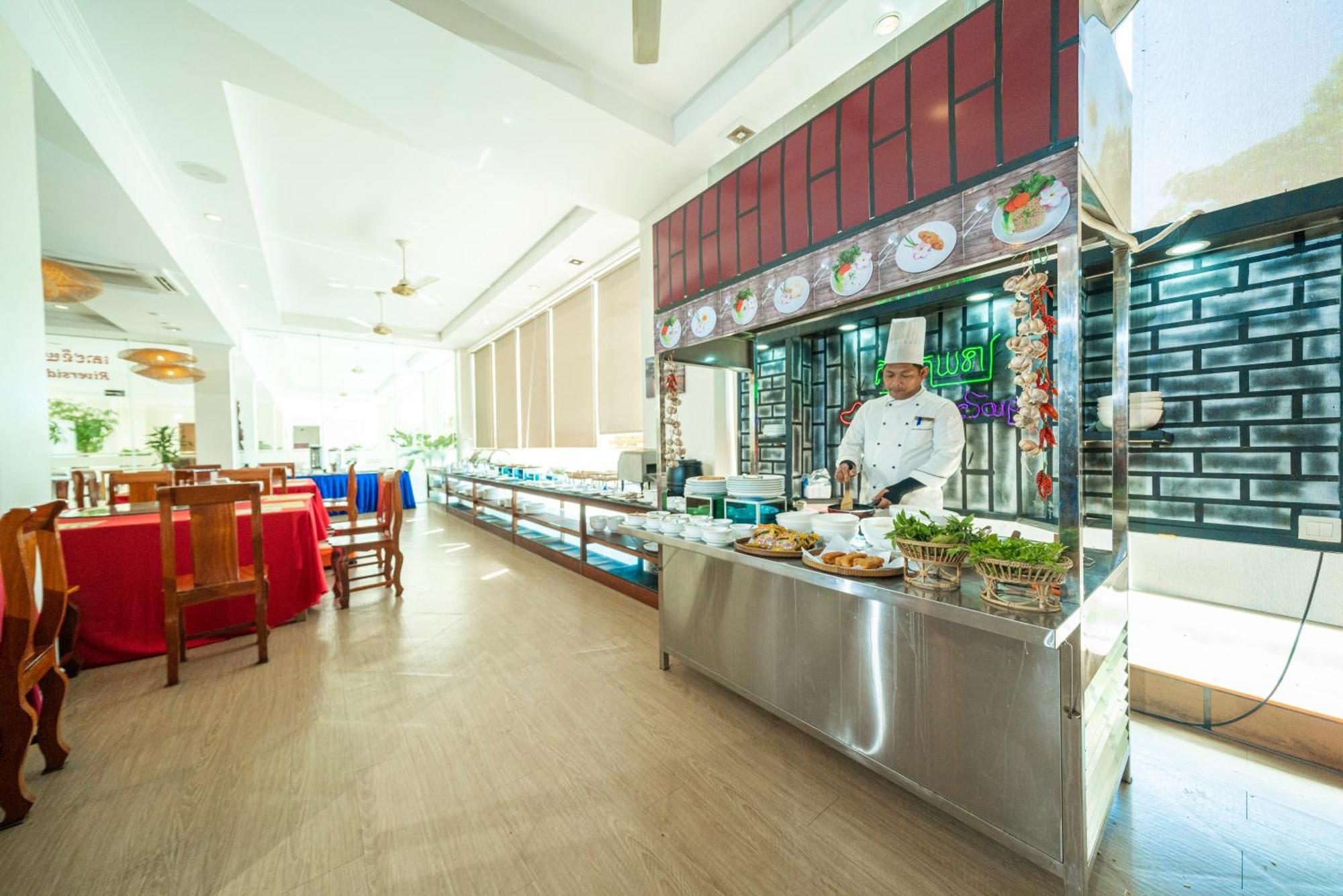 Pursat Riverside Hotel & Spa Exterior foto