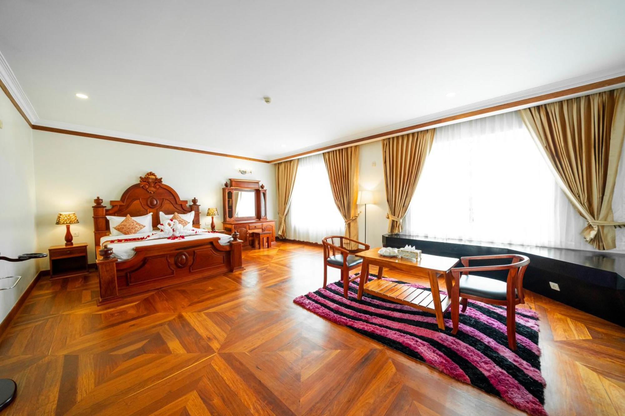 Pursat Riverside Hotel & Spa Exterior foto
