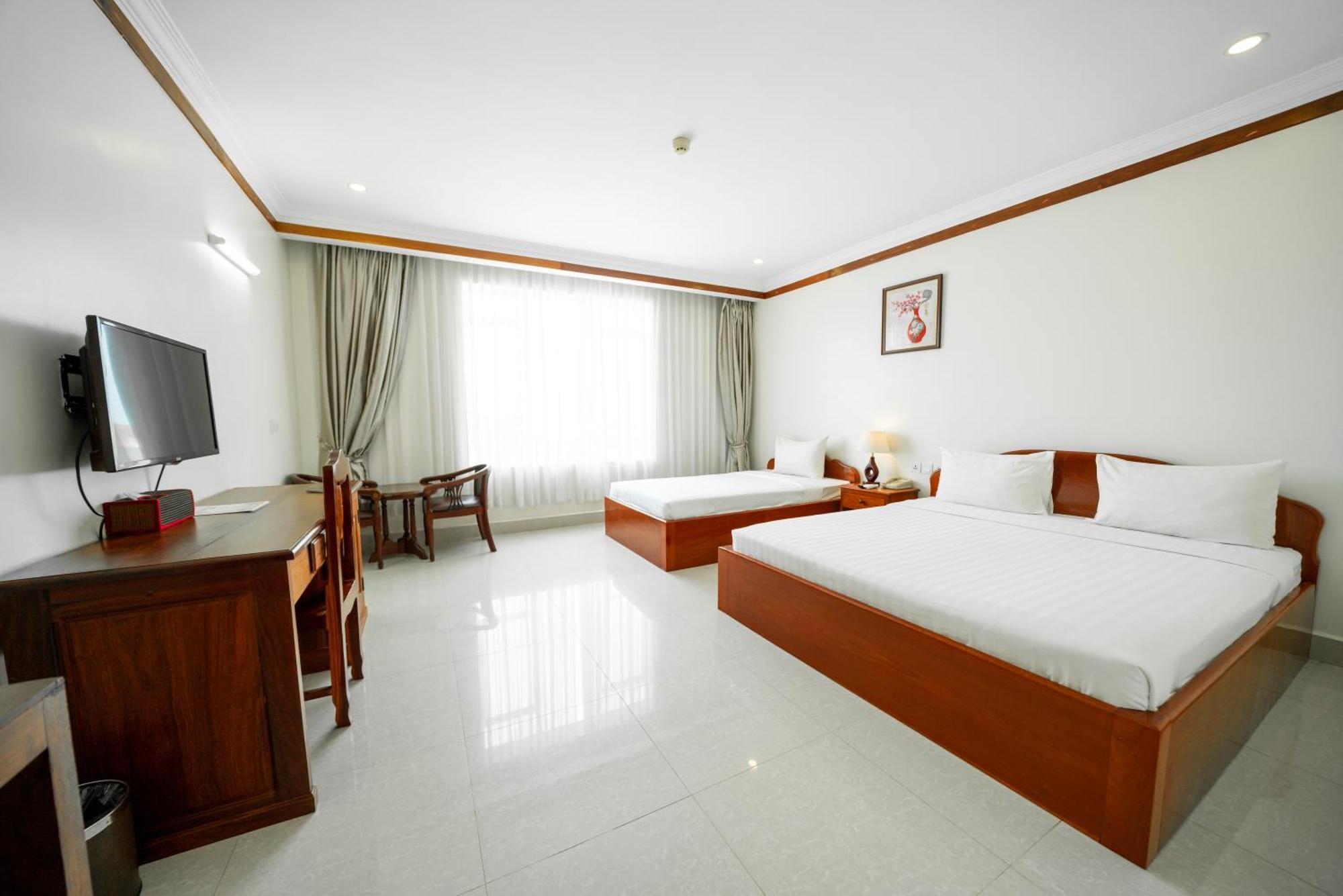 Pursat Riverside Hotel & Spa Exterior foto